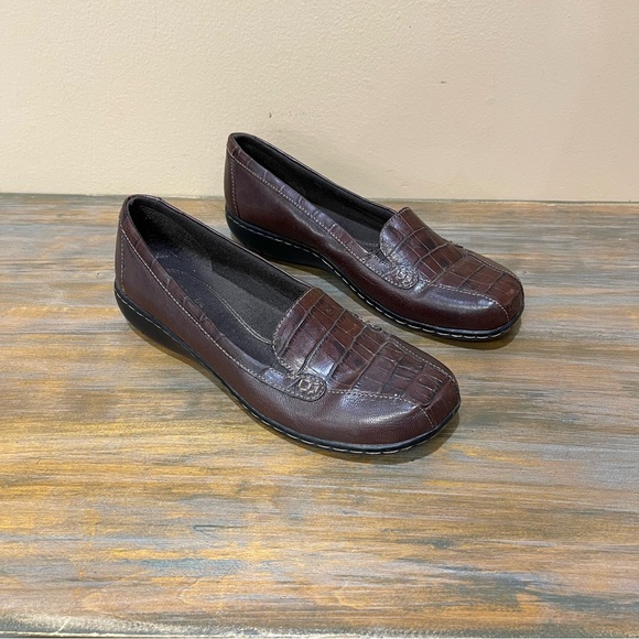 Clarks Bendables Bayou Slip On Comfort Loafers Brown Leather Womens 8 - Picture 1 of 9